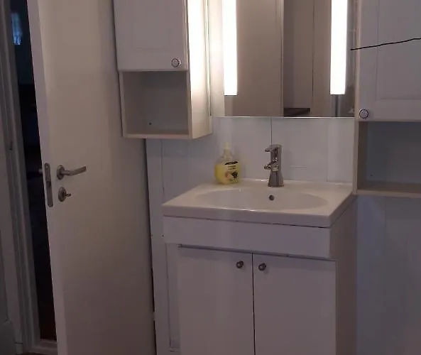 Lodge Hagestadhytteutleie Granheim