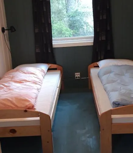 Hagestadhytteutleie Granheim Lodge *